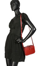 Sac Bandouli�re Balade Cuir Etrier Rouge balade EBAL01-vue-porte