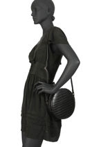 Sac Bandouli�re M Darwin Cuir Etrier Noir darwin EDAR08-vue-porte