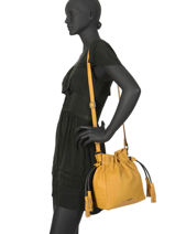 Sac Bourse M Wellington Cuir Etrier Jaune wellington EWEL01-vue-porte