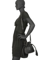 Bucket Bag S Wellington Leder Etrier Zwart wellington EWEL02-vue-porte