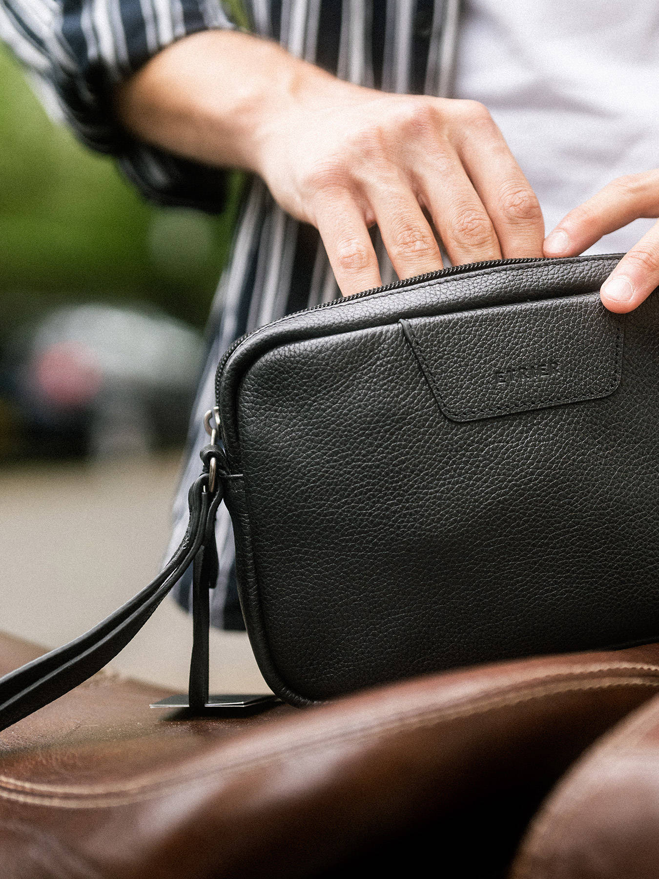 Pochette en hotsell cuir
