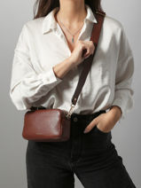 Sac Bandoulière Tradition Cuir Etrier Marron tradition ETRA141S-vue-porte