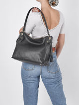Shoulder Bag Tradition Leather Etrier Black tradition EHER020L-vue-porte