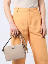 Cross Body Tas Blazer Etrier Beige blazer EBLA023M-vue-porte
