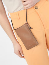 Leather Tradition Phone Pouch Etrier Brown tradition EHER025M-vue-porte