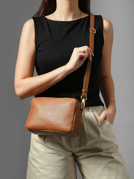 Cross Body Tas Tradition Leder Etrier Bruin tradition ETRA141M ander zicht 1